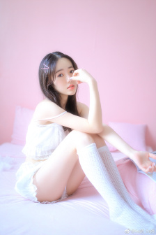 枕边有张脸